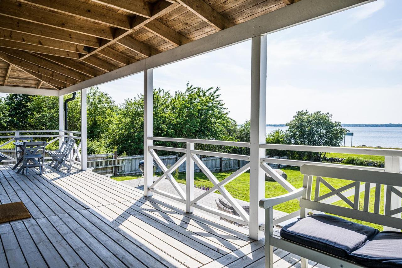 Exclusive Tranquil Villa By The Sea, Boat Available Drottningskar ภายนอก รูปภาพ