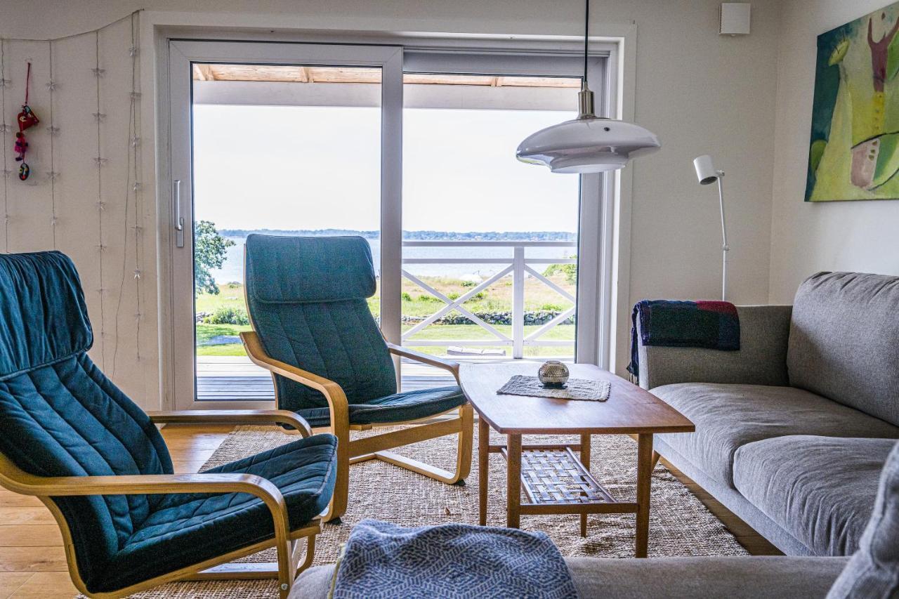 Exclusive Tranquil Villa By The Sea, Boat Available Drottningskar ภายนอก รูปภาพ